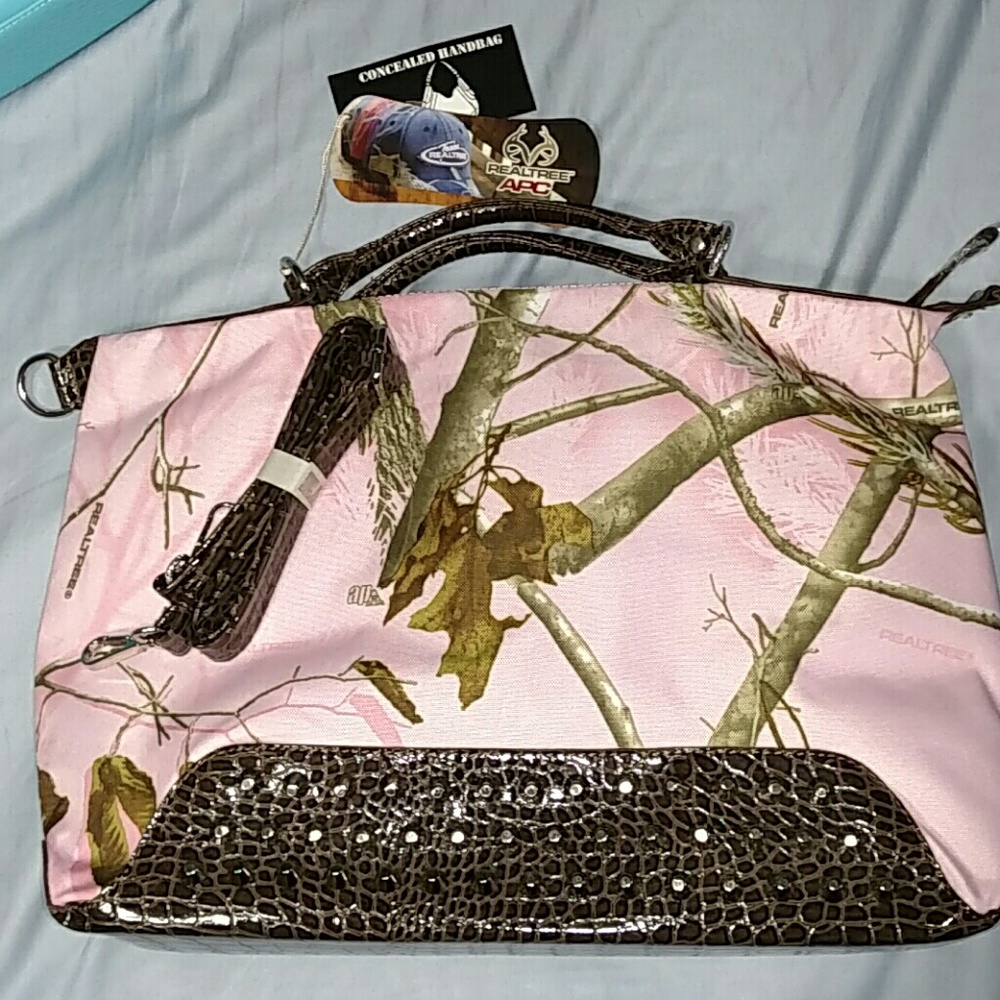 Realtree concealed handbag